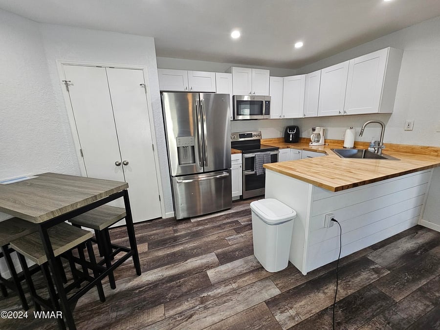 Furnished Finder property 794225_1 photo 3