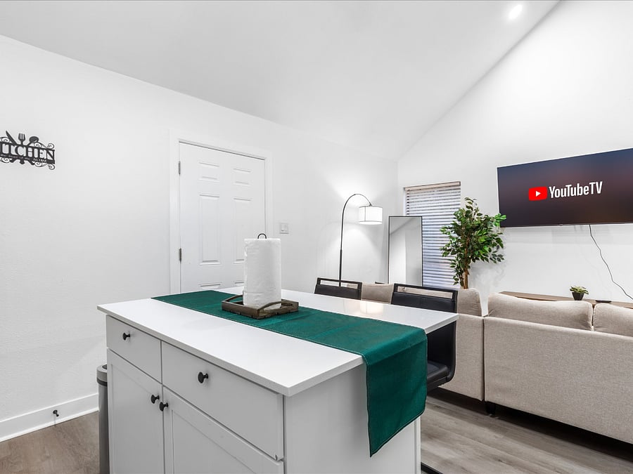 Furnished Finder property 794265_4 photo 11