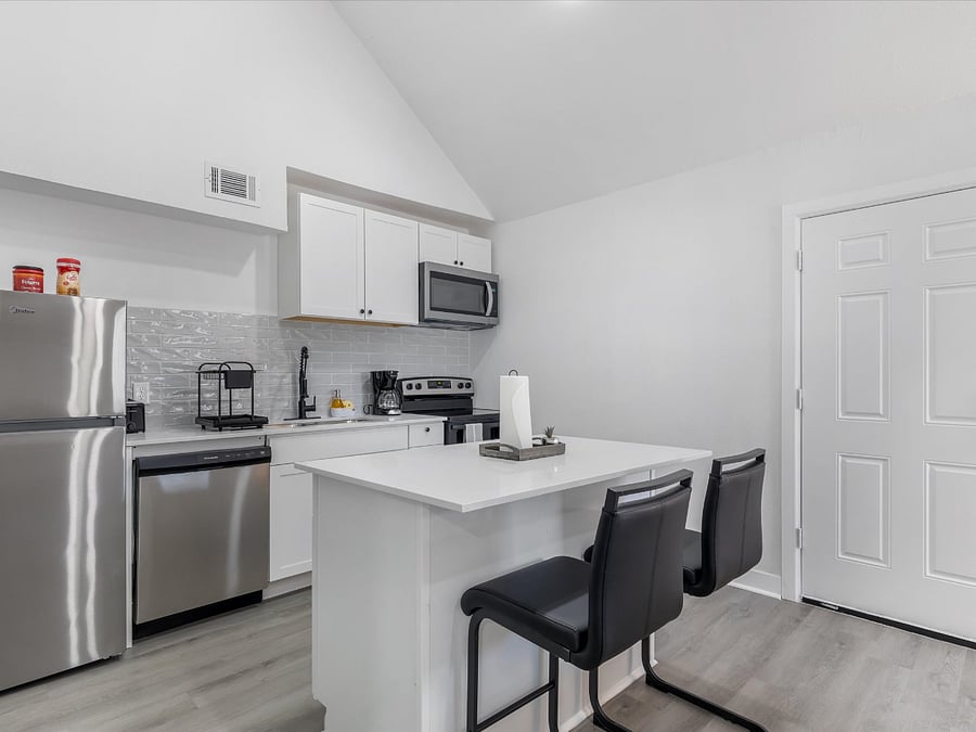 Furnished Finder property 794265_5 photo 13