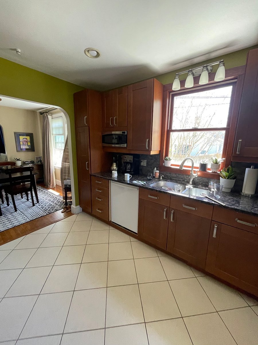 Spacious kitchen; great for anyone who loves to cook!