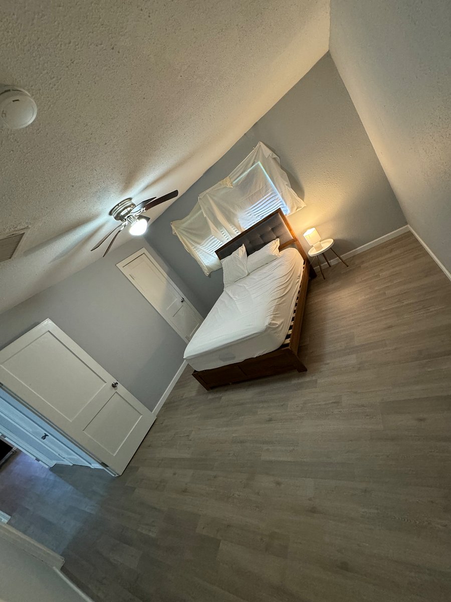 Bedroom 3-Double/Full Size Bed