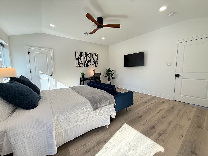 The Indigo Room offers ample space and all the essentials for a comfortable stay.