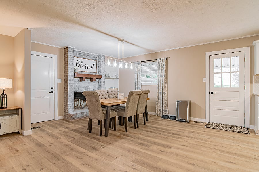 Open concept dining / kitchen / living room
