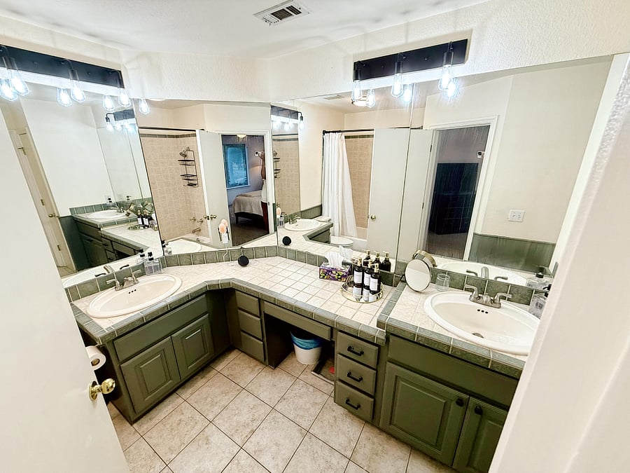 Furnished Finder property 794908_1 photo 9