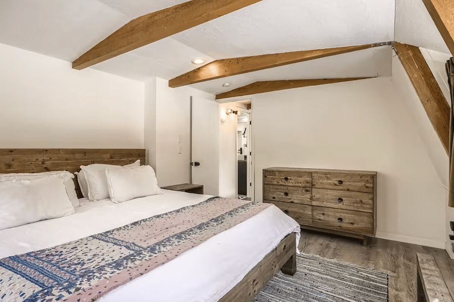 Master Bed 