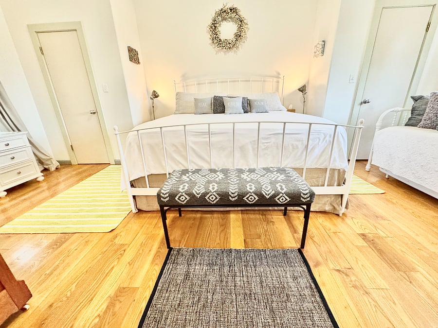 Guesthouse bedroom