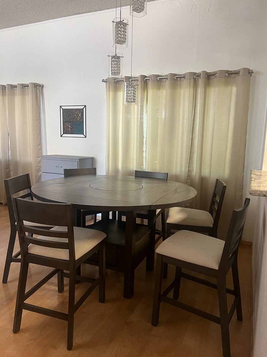 New dining table that seats 6