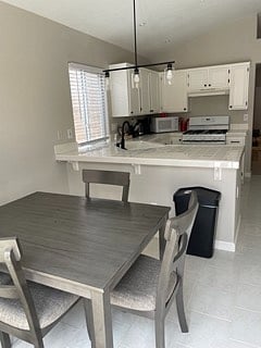 Furnished Finder property 795314_1 photo 13