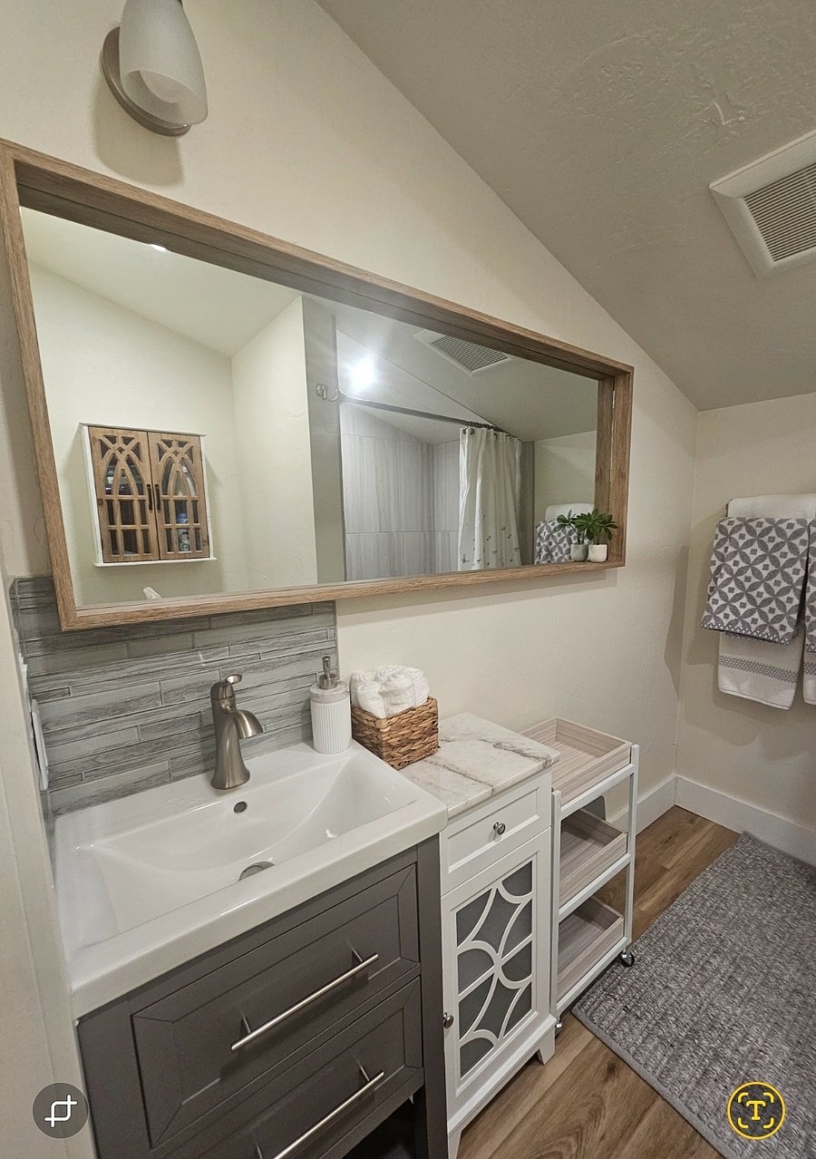 Furnished Finder property 795319_1 photo 15