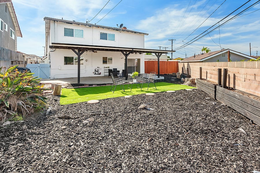 FENCED IN YARD