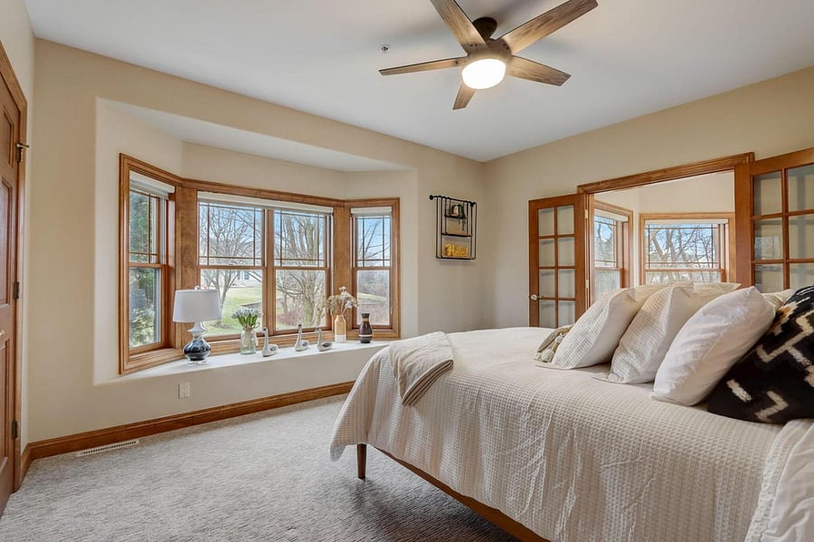2nd Bedroom with Queen Bed