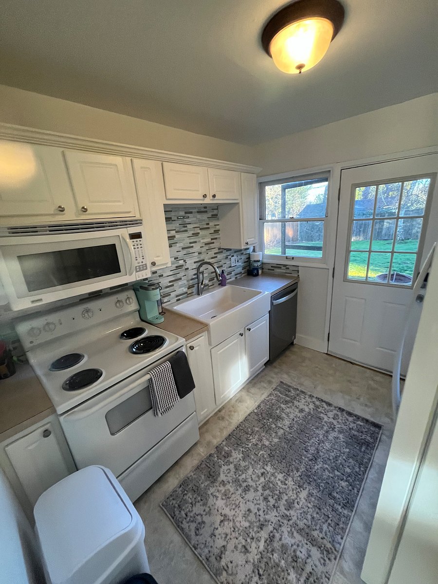 Furnished Finder property 795406_1 photo 12