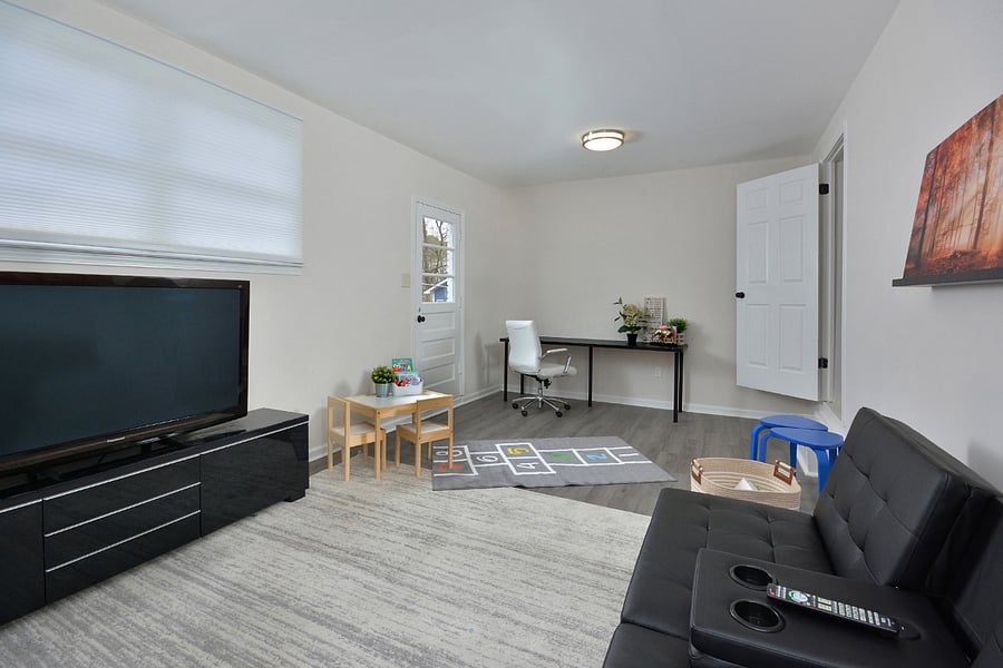 Furnished Finder property 795502_1 photo 23