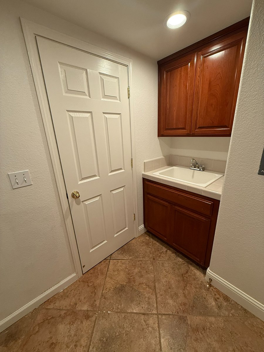 Furnished Finder property 795672_1 photo 4