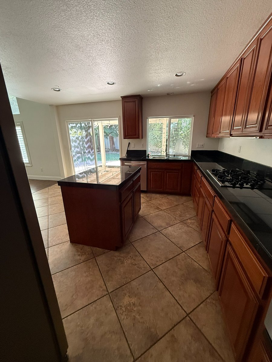 Furnished Finder property 795672_1 photo 6