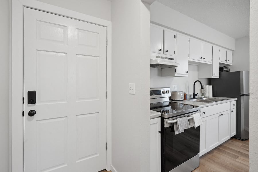 Furnished Finder property 795973_1 photo 3