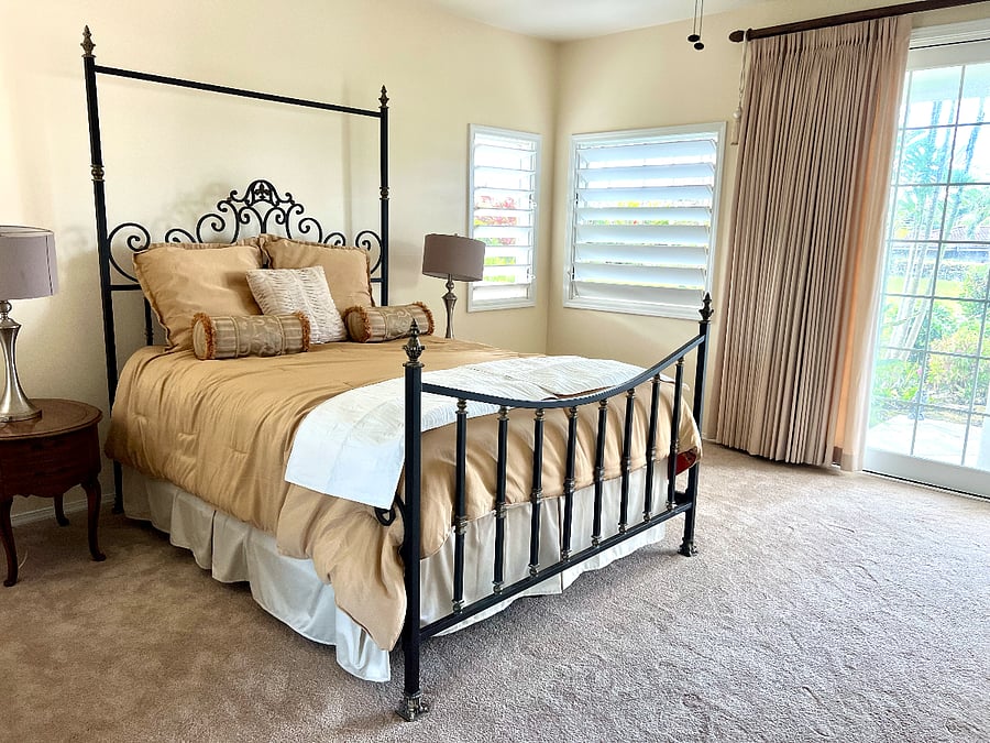 Bedroom #3 with door to pool
