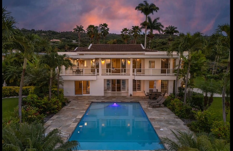Beautiful home waiting for you!