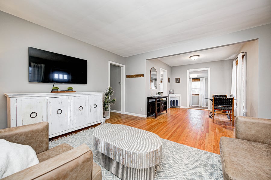 Living Room looking into Breakfast nook