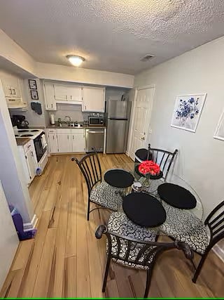 Furnished Finder property 796063_1 photo 10