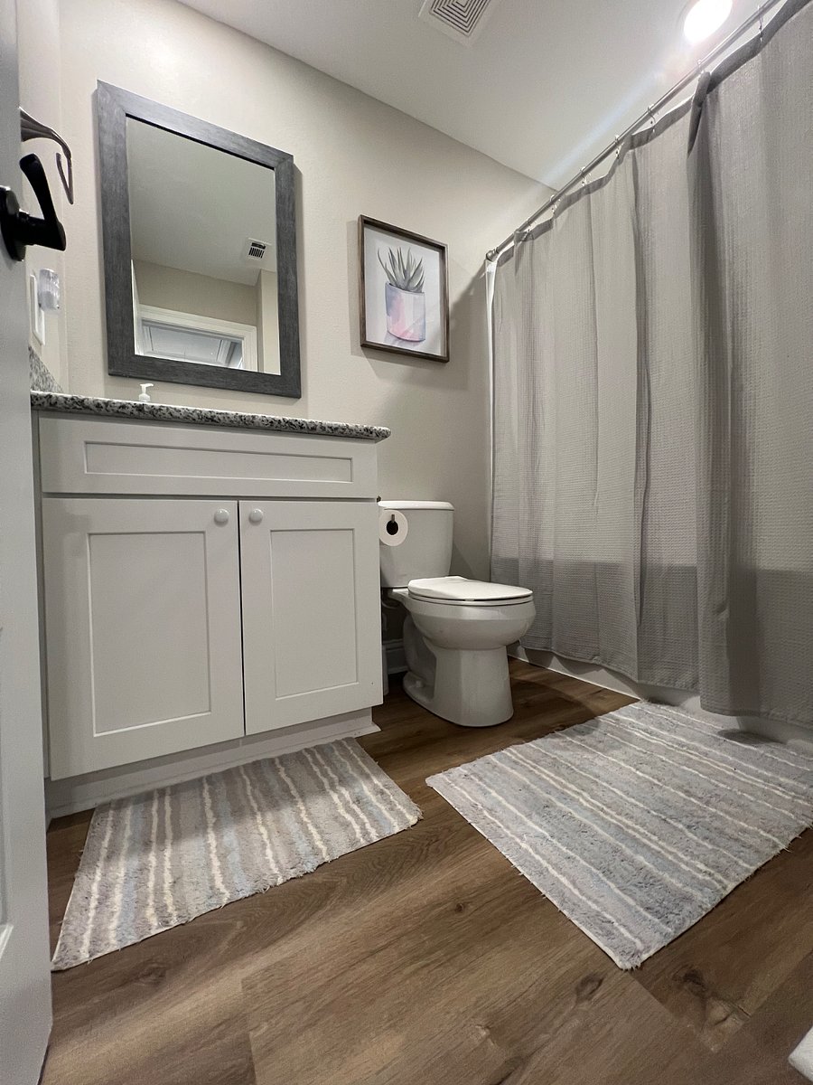 Upstairs bathroom