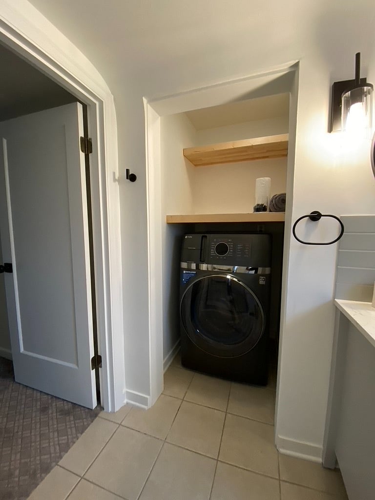 Brand new combo washer/dryer that washes and dries without transferring clothes