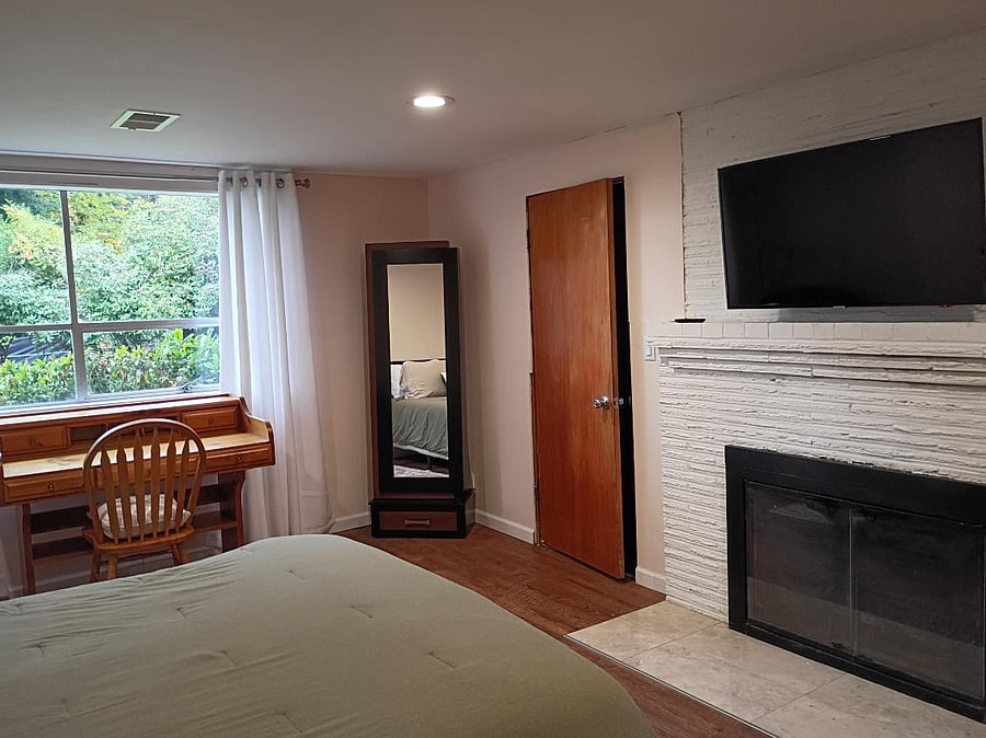 Furnished Finder property 796136_1 photo 22