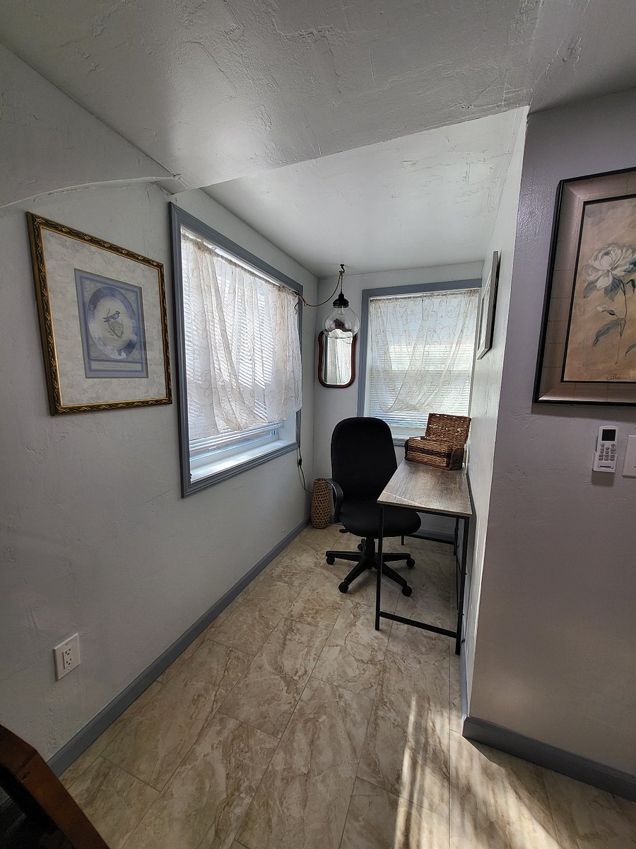 Dedicated office nook with hi speed internet