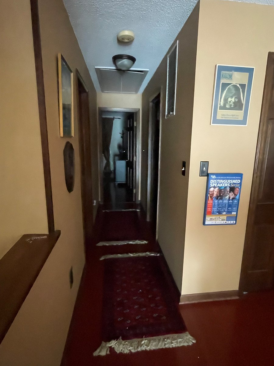 3rd flor hallway leading to bedrooms and full bath