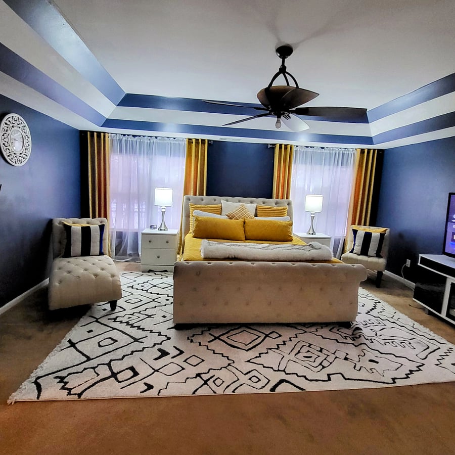 Master Bedroom with kingsize bed