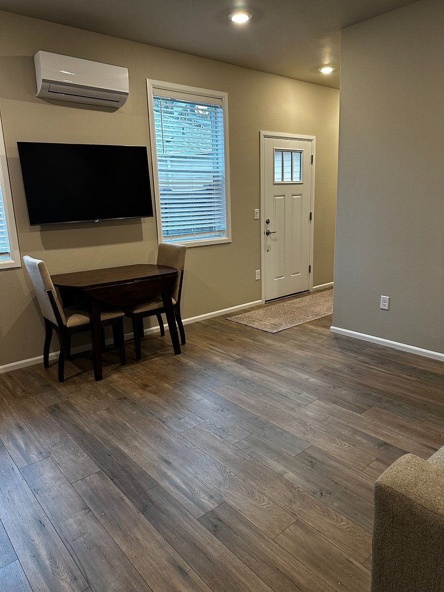 Furnished Finder property 796467_1 photo 4