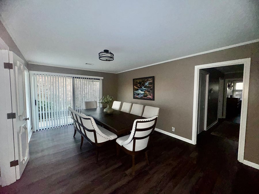 Formal dining room