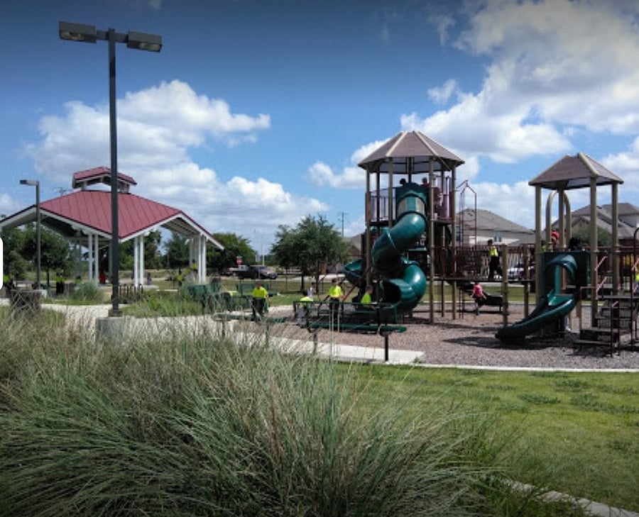 House is walkable to Schlather Park, with playground, covered pavilion, and paved walking trails. Great for kids as well as dog walkers.