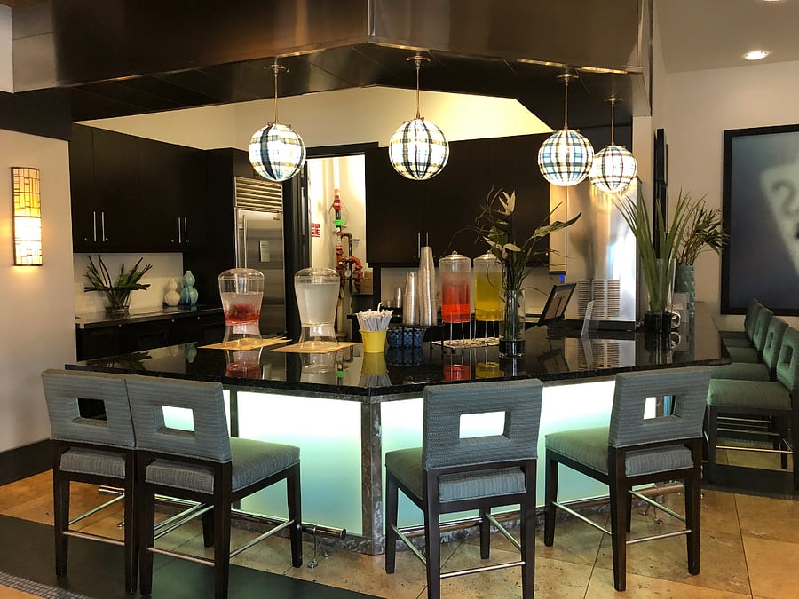 Tea and lemonade bar. Fresh daily.