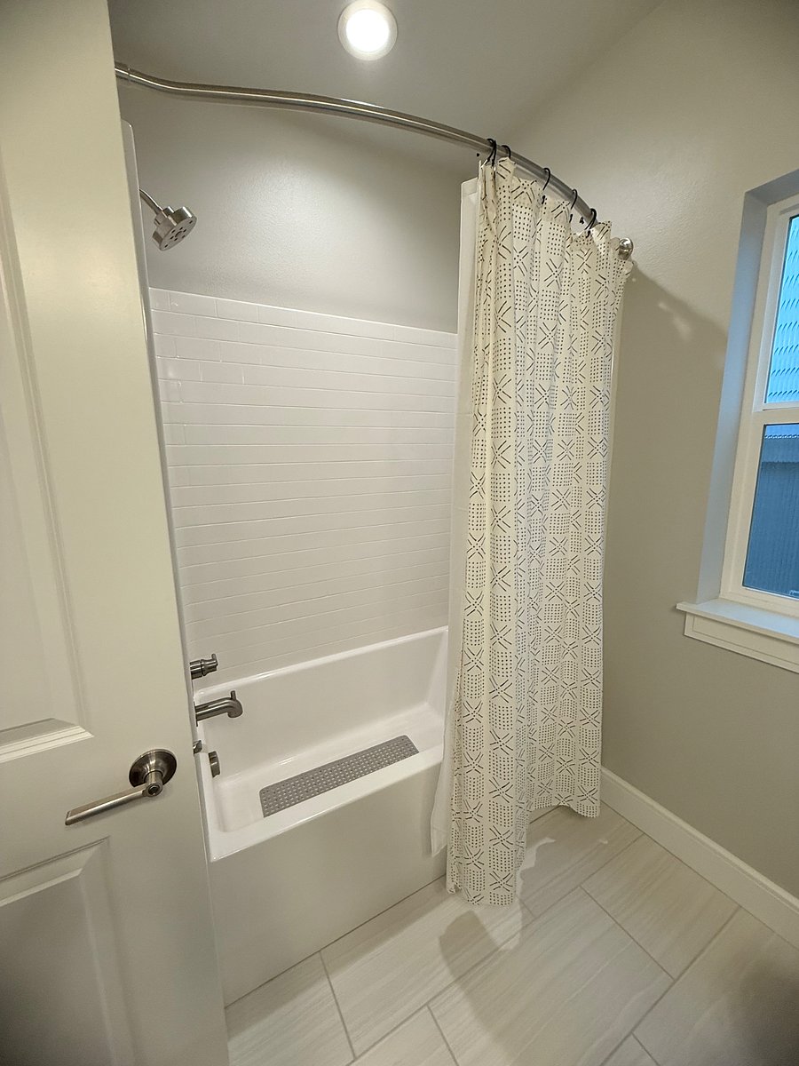 Furnished Finder property 796944_1 photo 11