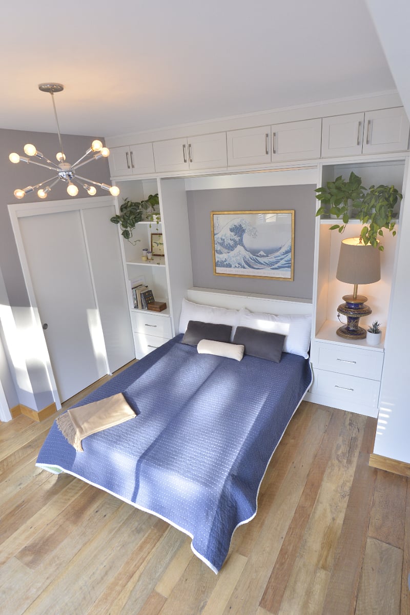 Bedroom 2 - Queen (Murphy bed)