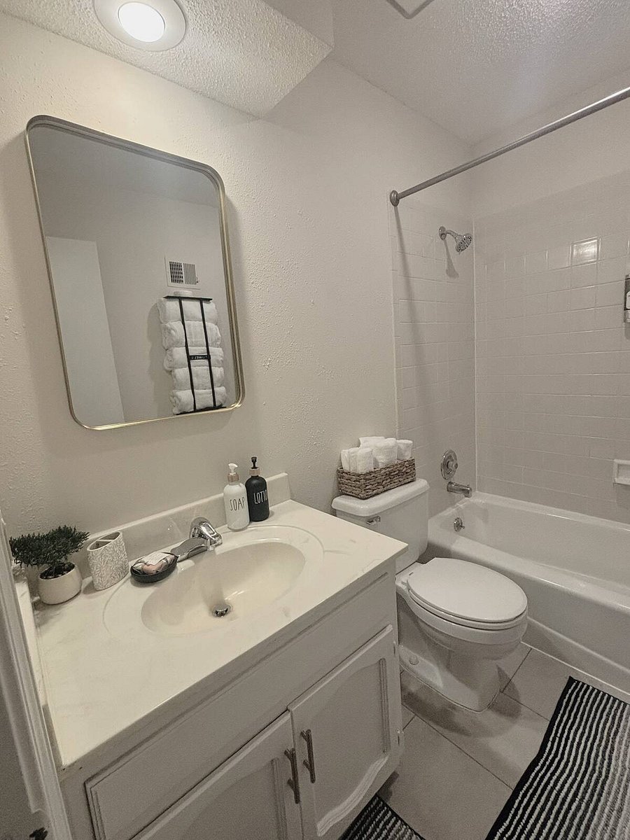 Furnished Finder property 797439_1 photo 22
