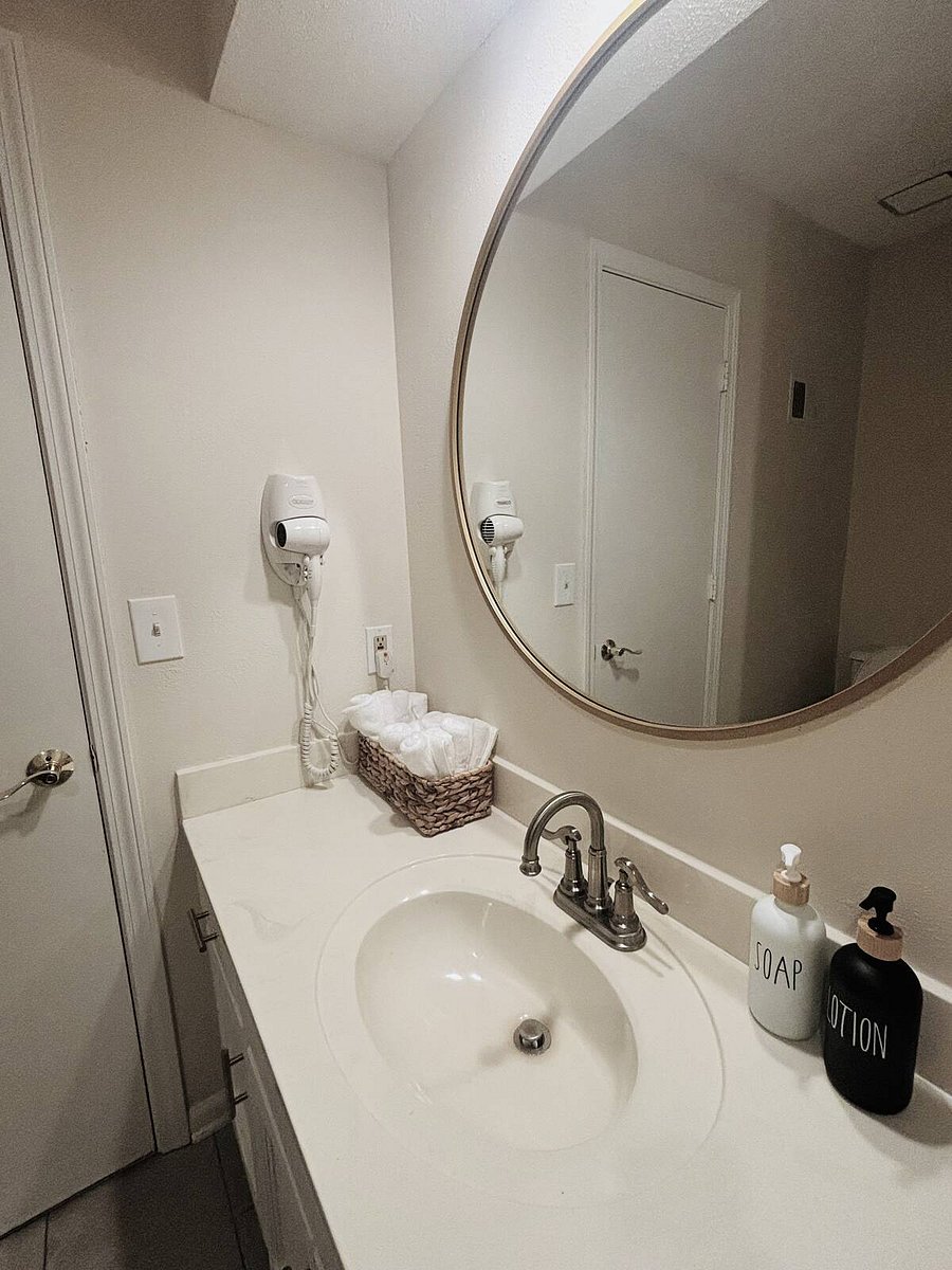 Furnished Finder property 797439_1 photo 30