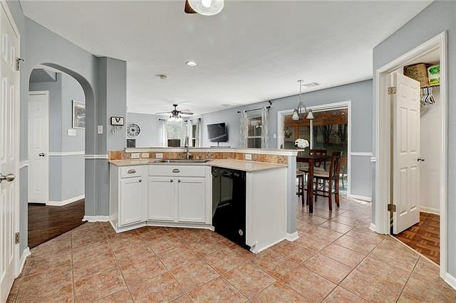 Furnished Finder property 797454_1 photo 10