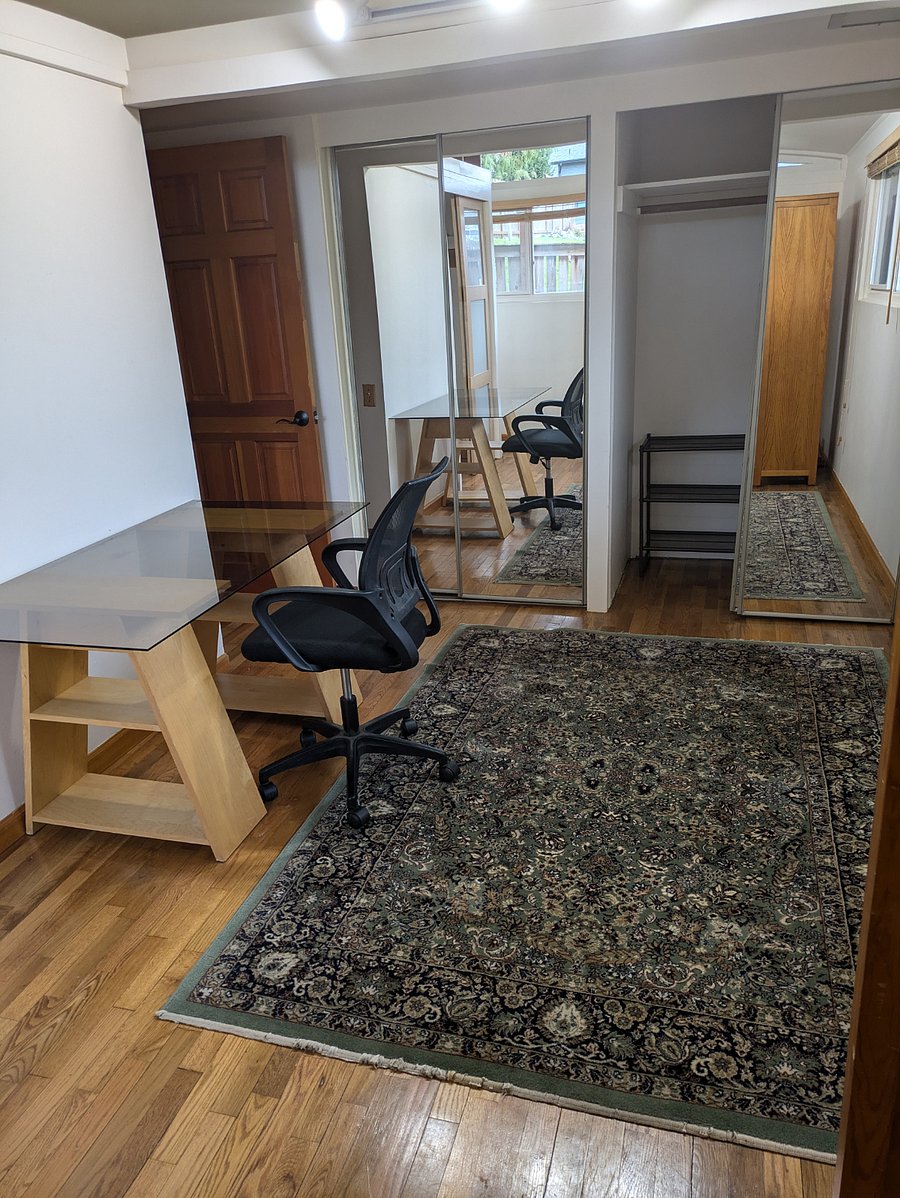 Second bedroom/office.