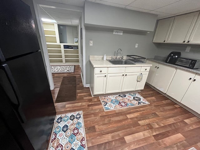 Full size oven and refrigerator, plus all you need to make great homemade meals! This includes, coffee maker, microwave, toaster oven, air fryer, pots/pans, baking dishes, utensils, plates, cups, and take-n-go containers for all of those homemade meals! 