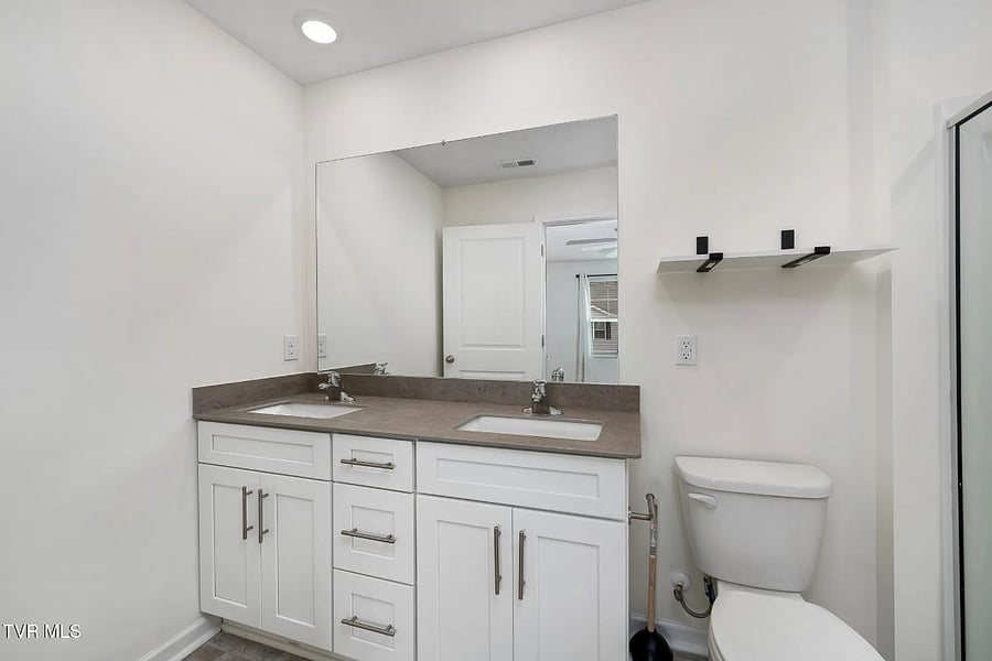 Furnished Finder property 797559_1 photo 12