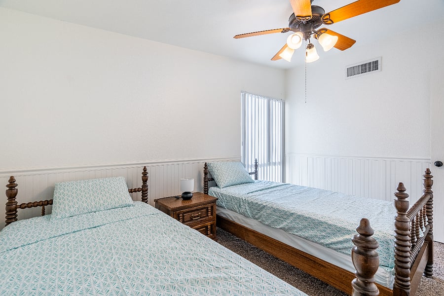 Second bedroom with twin XL beds