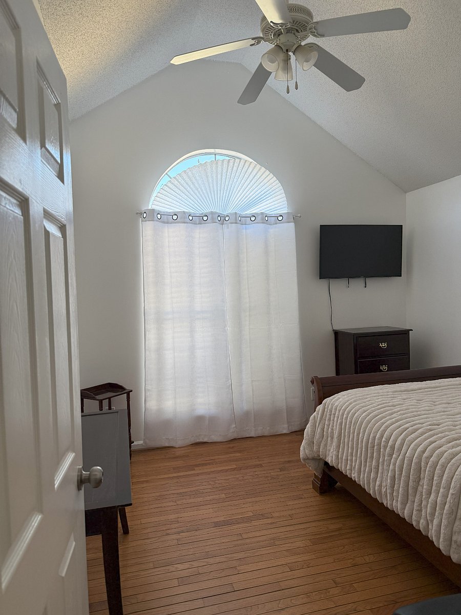 Second Room