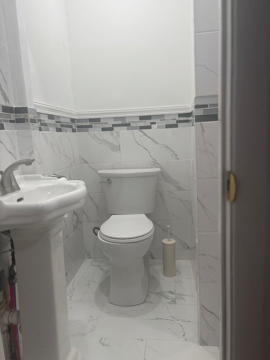 En-suite bathroom
