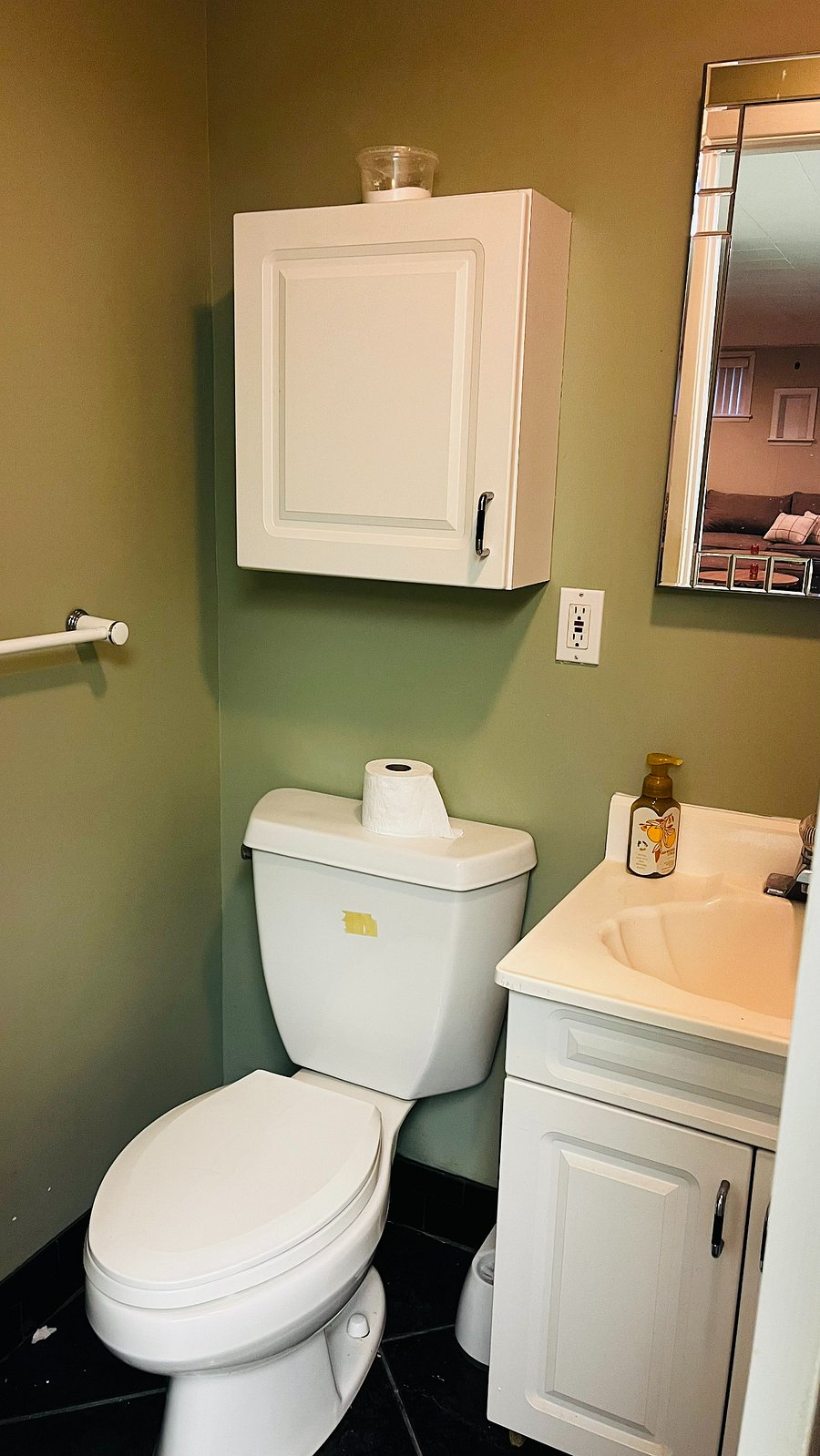 Furnished Finder property 797972_1 photo 3