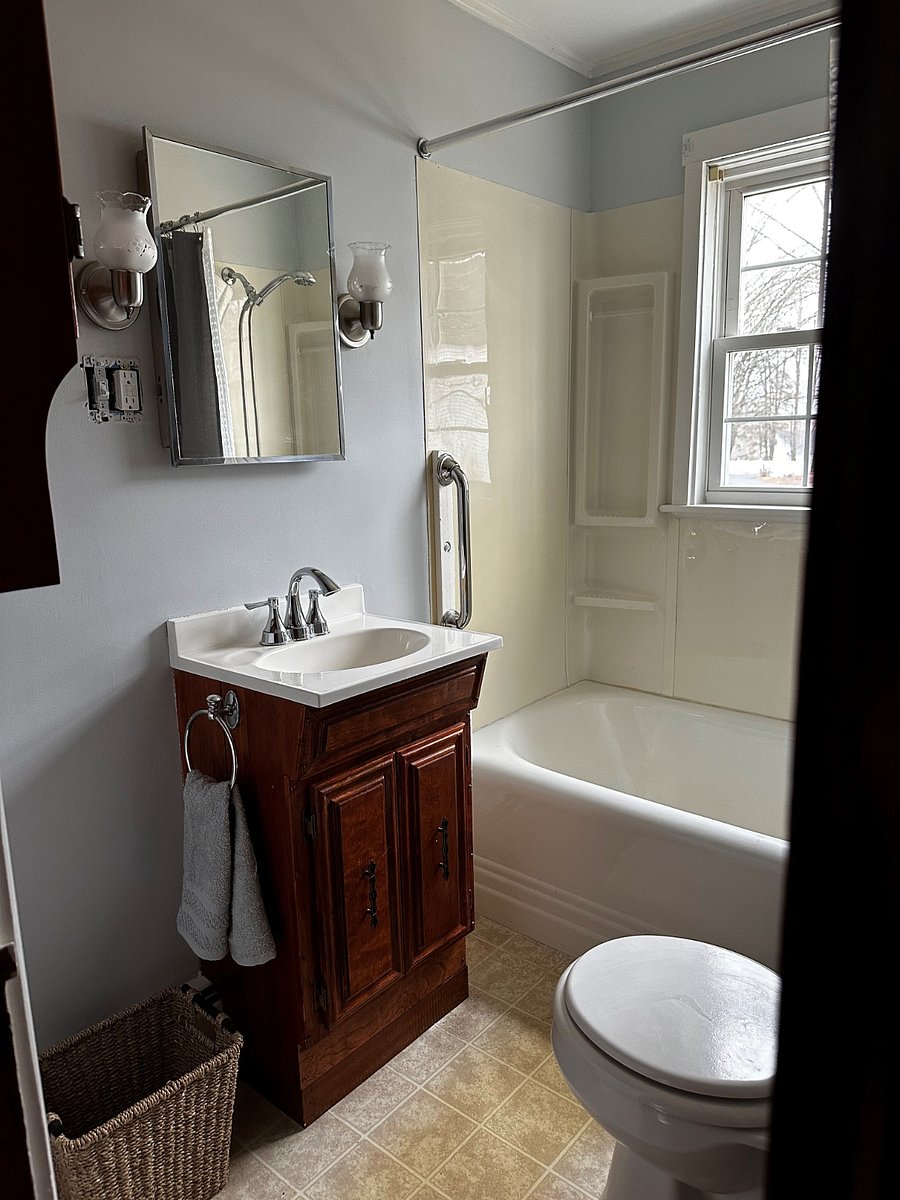 Full Bath on 1st Floor