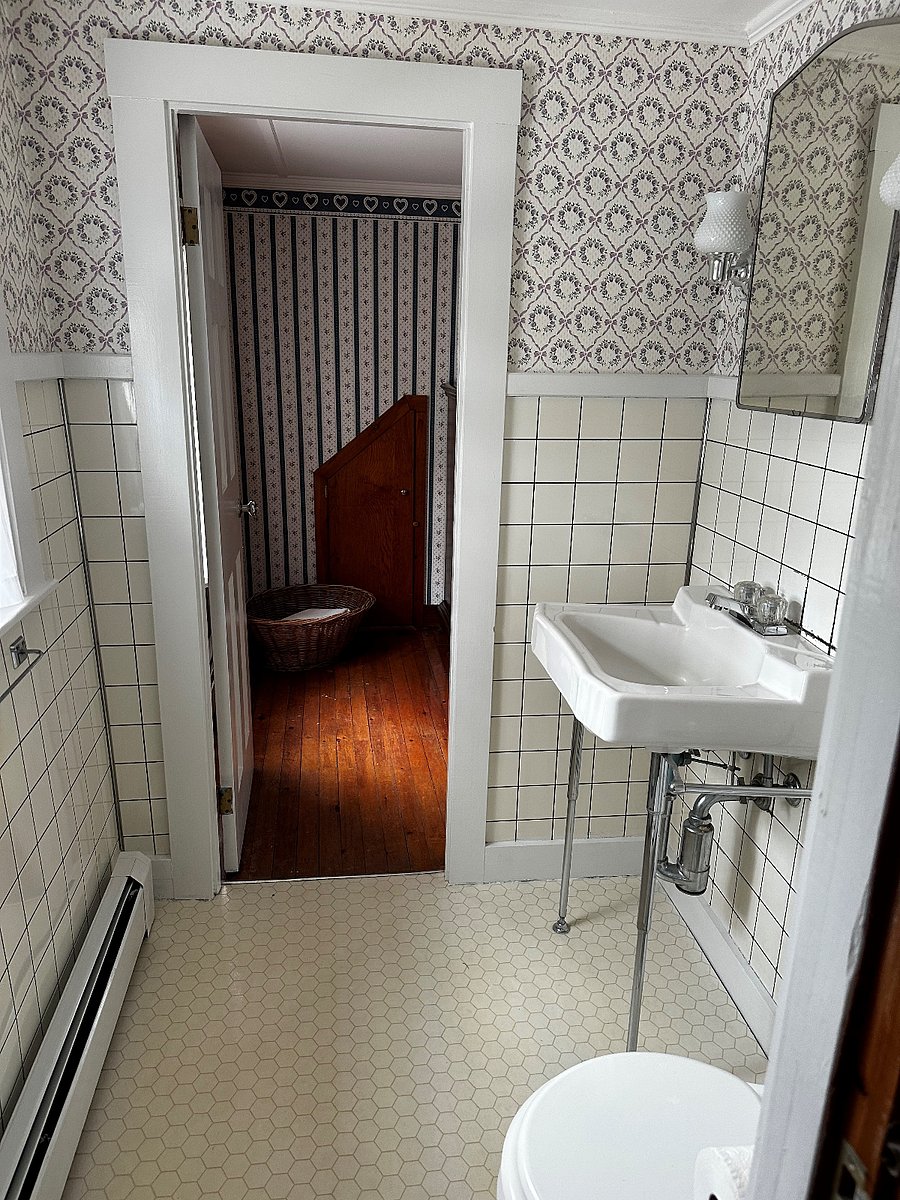Upstairs Half Bath