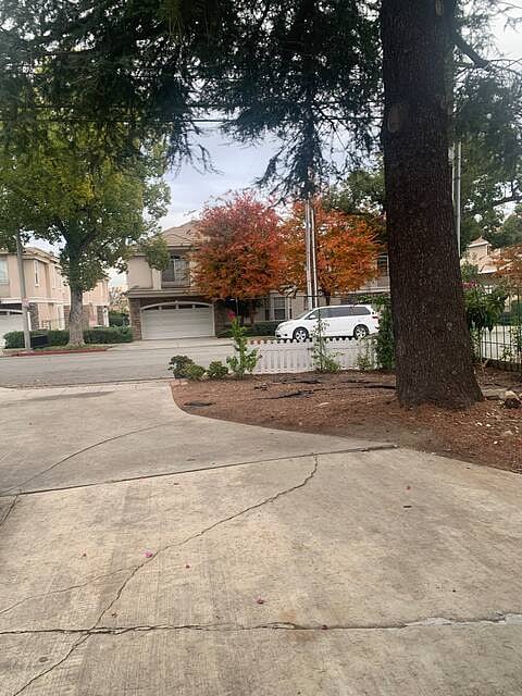 Furnished Finder property 798011_2 photo 6