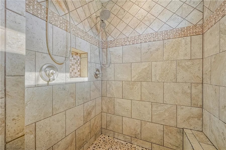 Furnished Finder property 798015_1 photo 27